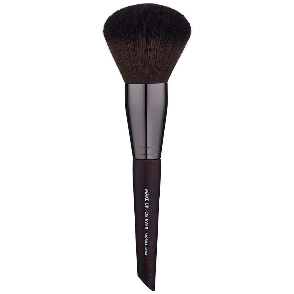 NWOT Makeup Forever 130 Large Powder Brush